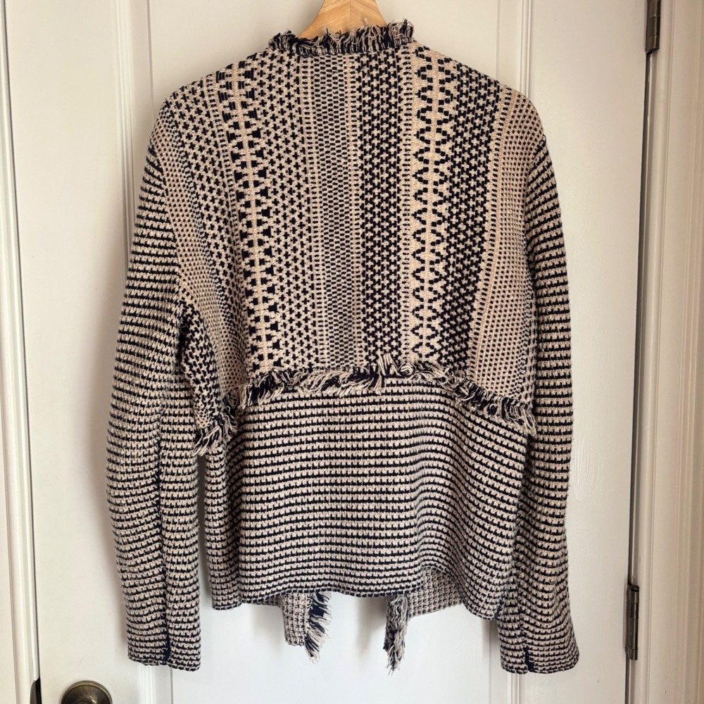 Chicos Geometric Fringe Open Front Cardigan Jacket Navy Cream Size 2 Large - Picture 2 of 5